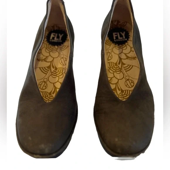 Fly London Yaz Cupido Wedge Slip On Shoe in size US 7.5-8 EU 38 Green - Picture 1 of 16